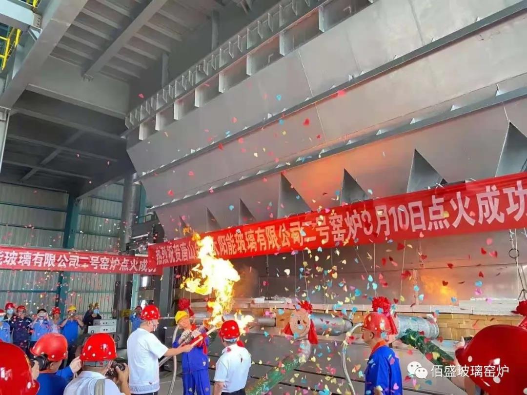 麻豆影音在线播放玻璃